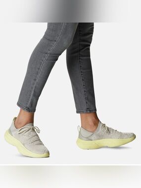 SOREL Explorer Blitz Stride Sneaker